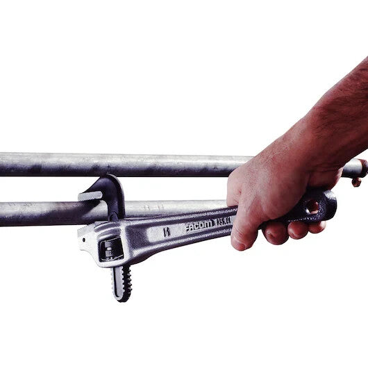 Facom 135A.24 Light Alloy 90 Degree Pipe Wrench 600mm (24″)