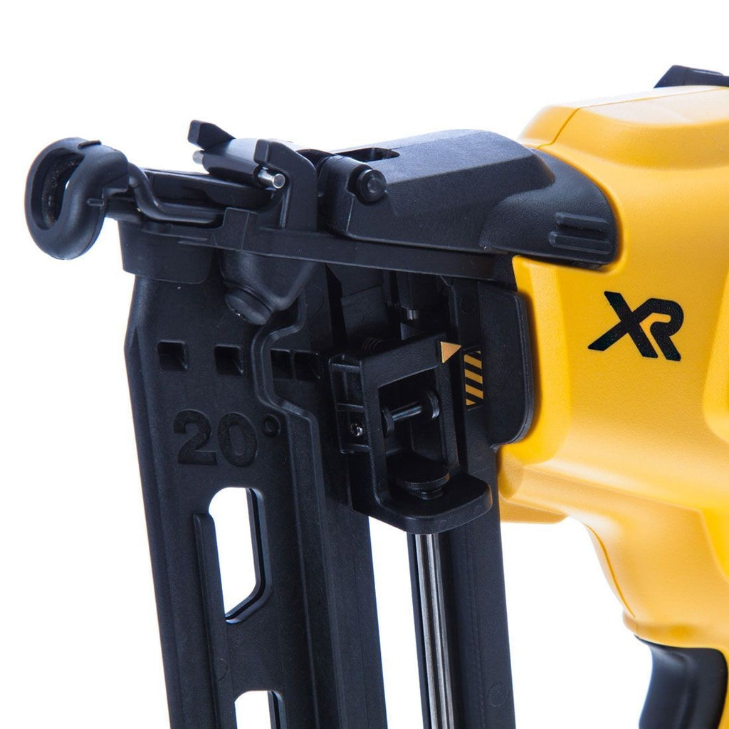 DeWalt DCK246P2T-GB 18v Brushless Nailer Twin Pack Inc 2x 5.0Ah Batteries
