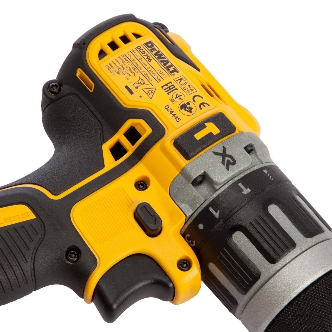 DeWalt DCK266P2T Brushless 18v Combi Drill & Impact Driver Inc 2x 5.0Ah Batts