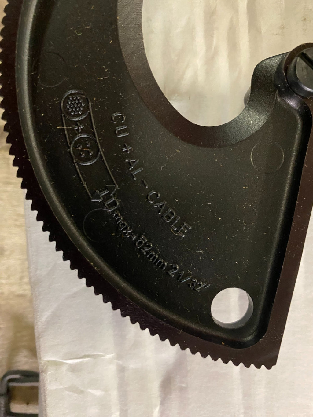 Facom 413.52 Ratchet Cable Cutter,Capicity 52 mm