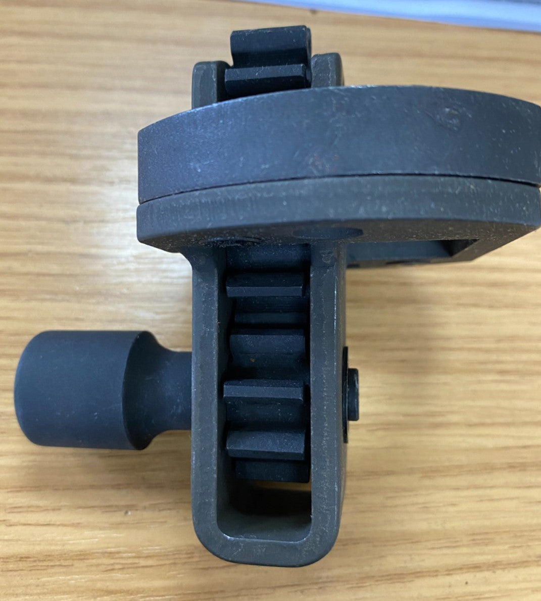 Crankshaft Rotator for Mercedes 1/2"Sq Drive